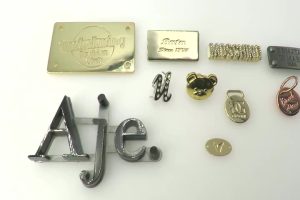 custom metal logo plate for handbags